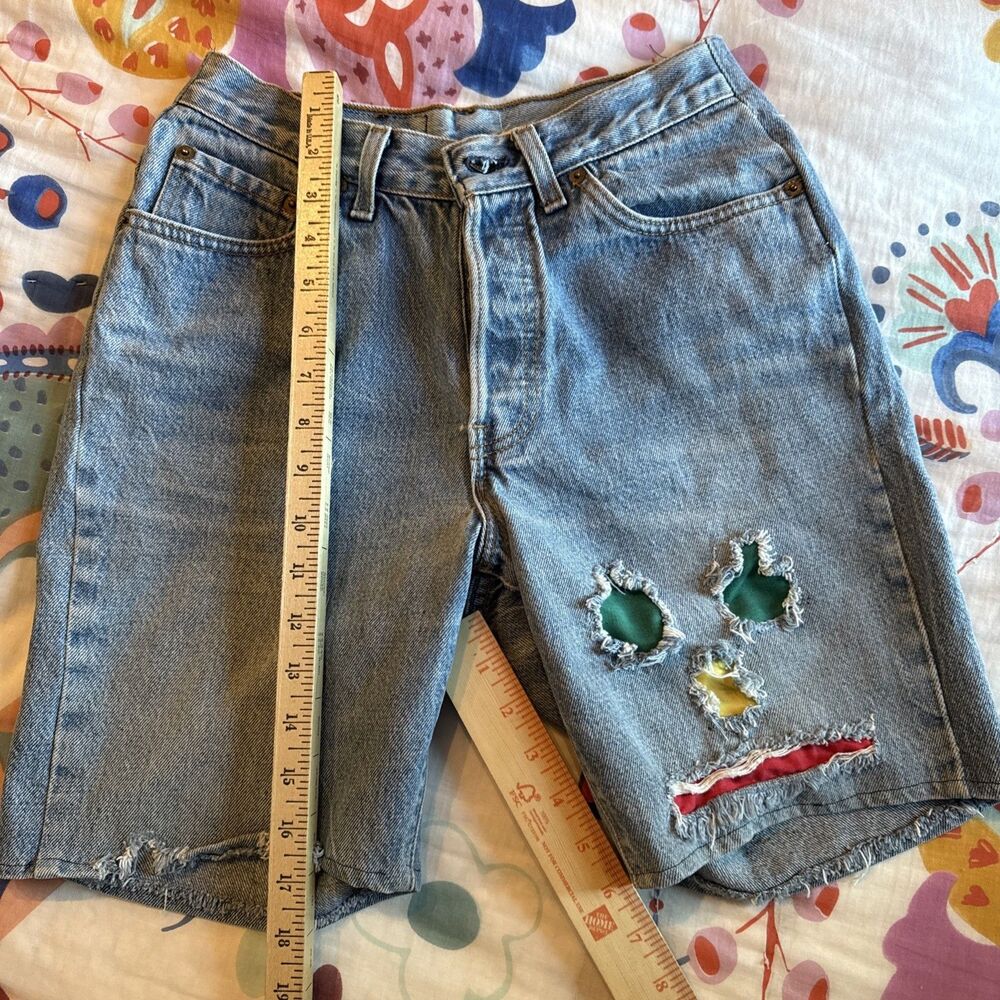 Vintage 80's USA Levi's 501 Jean Shorts Denim Distressed Custom Cut Off | Wmns 6 - Picture 5 of 12